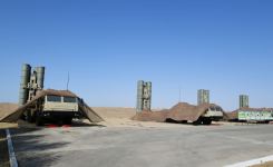 Президент Ильхам Алиев ознакомился с условиями, созданными в новом военном городке Военно-воздушных сил Министерства обороны и служебных квартирах для семей военнослужащих (ФОТО/ВИДЕО)