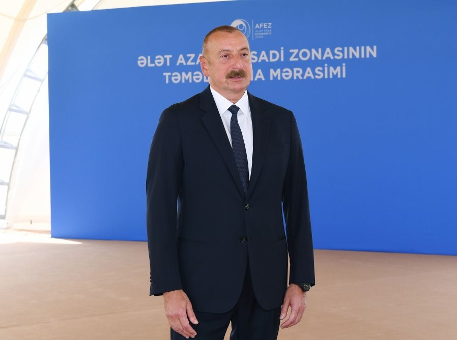 Президент Ильхам Алиев заложил фундамент Алятской свободной экономической зоны, дал интервью Азербайджанскому телевидению  (ФОТО/ВИДЕО)