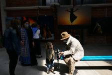 Работы всемирно известного фотографа Реза Дегати представлены во Франции -  красота Гобустана и боль Карабаха (ФОТО)