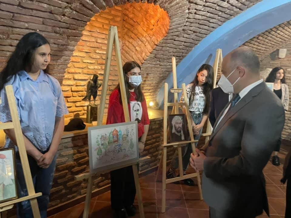 В Тбилиси открылась выставка, посвященная 880-летию Низами Гянджеви (ФОТО)