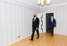 Президент Ильхам Алиев принял участие в церемонии вручения квартир и автомобилей семьям шехидов и ветеранам войны в поселке Ходжасан (ФОТО/ВИДЕО)