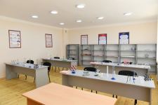 Президент Ильхам Алиев принял участие в церемонии вручения квартир и автомобилей семьям шехидов и ветеранам войны в поселке Ходжасан (ФОТО/ВИДЕО)
