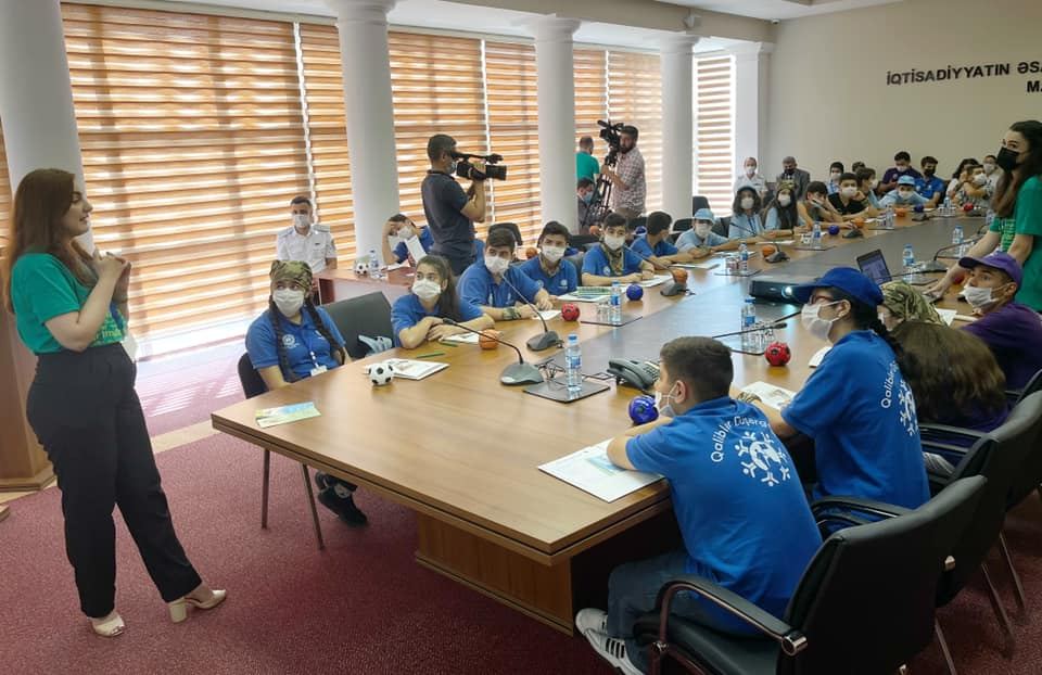 Российская звезда Яна Батыршина и деятели культуры поддержали детей шехидов Отечественной войны Азербайджана (ВИДЕО, ФОТО)