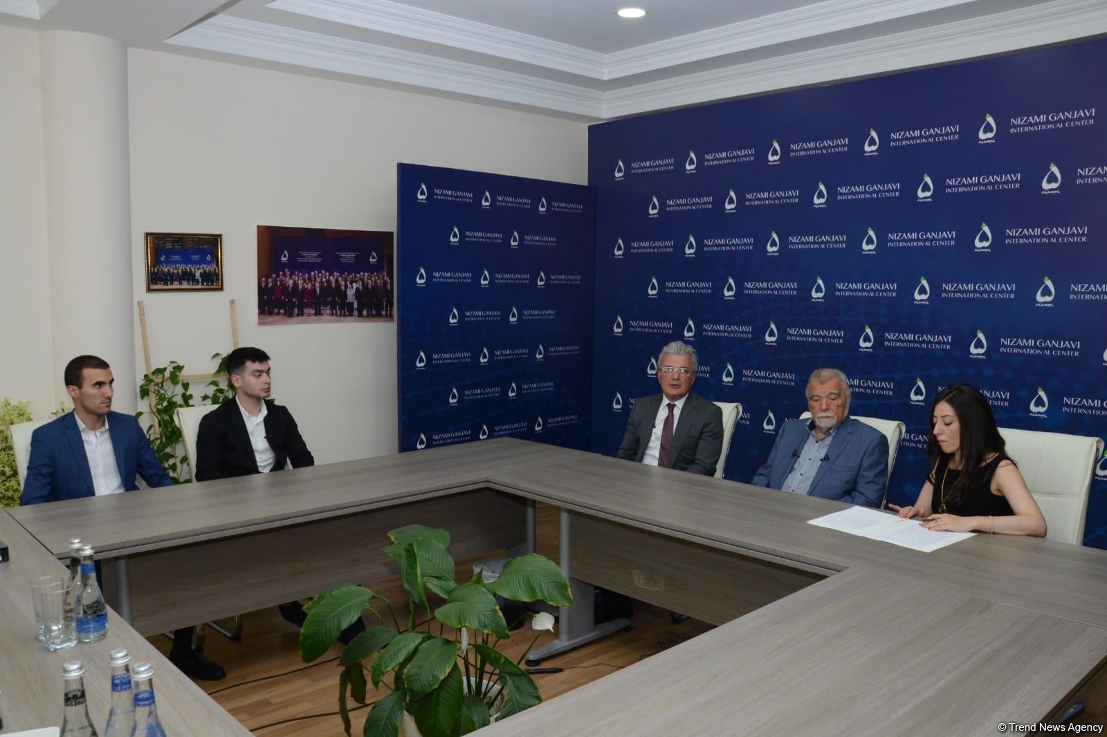 Загреб и Баку имеют огромный потенциал для расширения сотрудничества по всем направлениям
– экс-президент Хорватии (ФОТО/ВИДЕО)