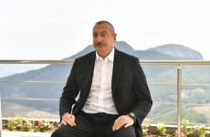 Azerbaijani president views activity of Chovdar integrated regional processing area of AzerGold in Dashkasan district (PHOTO)
