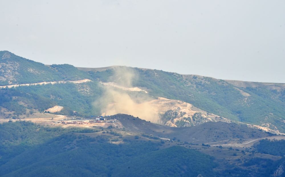 Azerbaijani president views activity of Chovdar integrated regional processing area of AzerGold in Dashkasan district (PHOTO)