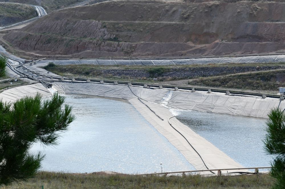 Azerbaijani president views activity of Chovdar integrated regional processing area of AzerGold in Dashkasan district (PHOTO)