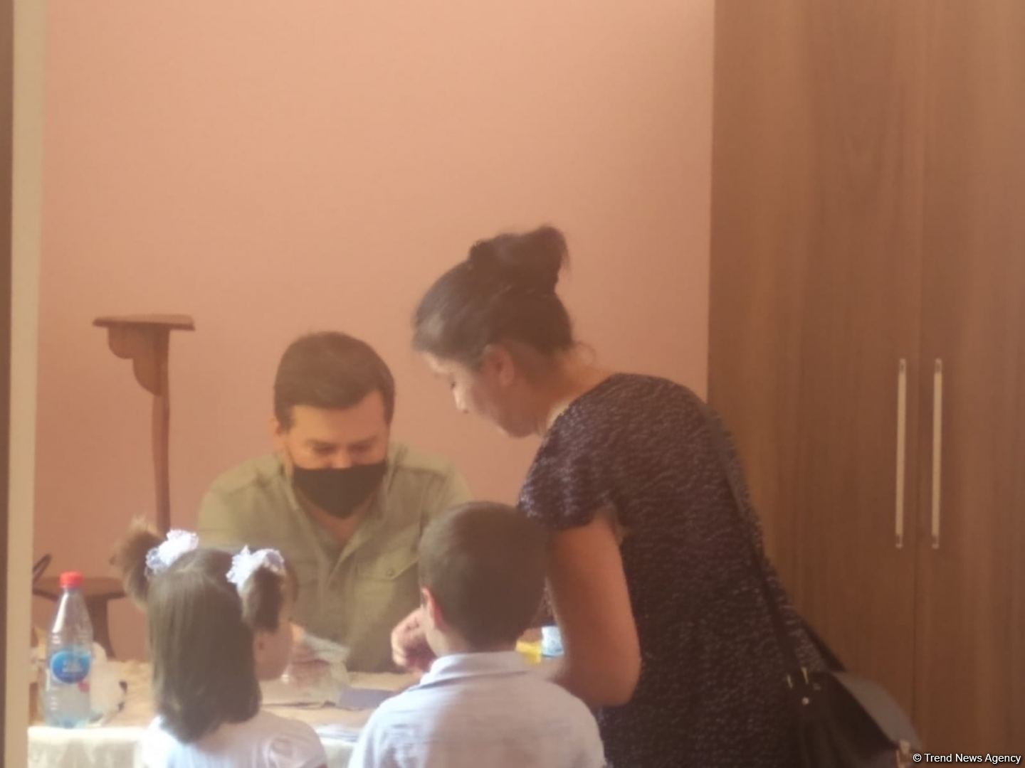 По инициативе депутата Севиль Микаиловой в Худате розданы праздничные подарки по случаю Гурбан байрамы (ФОТО)