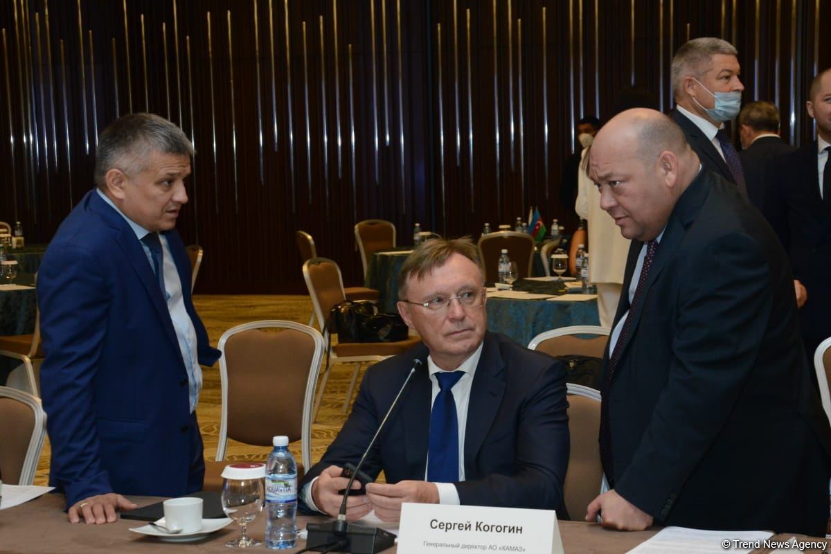 Azerbaijan's economy grows in 1H2021 - minister (PHOTO)