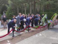 Turkey's ruling party delegation visits Alley of Honor, Alley of Martyrs in Baku (PHOTO)
