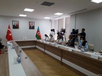 В Баку прошла встреча председателя женского крыла правящей партии Турции и главы госкомитета Азербайджана (ФОТО)