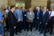 В Баку состоялось открытие барельефа на доме, где жила народная артистка Амалия  Панахова (ФОТО)