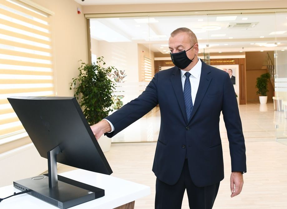 President Ilham Aliyev attends opening of newly renovated 500/330/220 kV Absheron substation (PHOTO)
