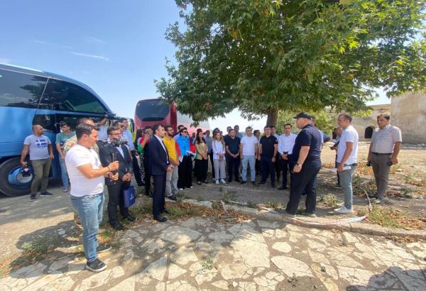 Reps of Azerbaijan's leading youth organizations visit liberated Aghdam (PHOTO)