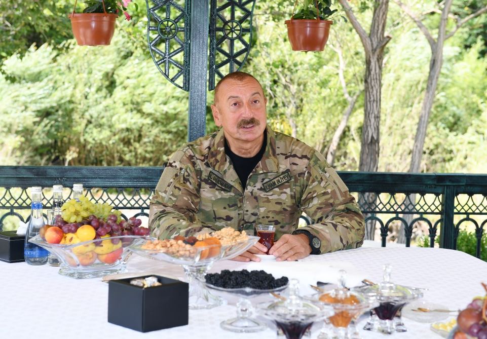 Президент Ильхам Алиев и Первая леди Мехрибан Алиева посетили Кяльбаджарский и Лачинский районы (ФОТО)