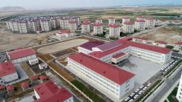 Azerbaijani president, first lady attend ceremony of presenting apartments, cars to families of martyrs (PHOTO/VIDEO)