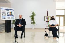 Azerbaijani president, first lady attend ceremony of presenting apartments, cars to families of martyrs (PHOTO/VIDEO)