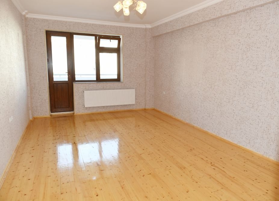 Azerbaijani president, first lady attend ceremony of presenting apartments, cars to families of martyrs (PHOTO/VIDEO)