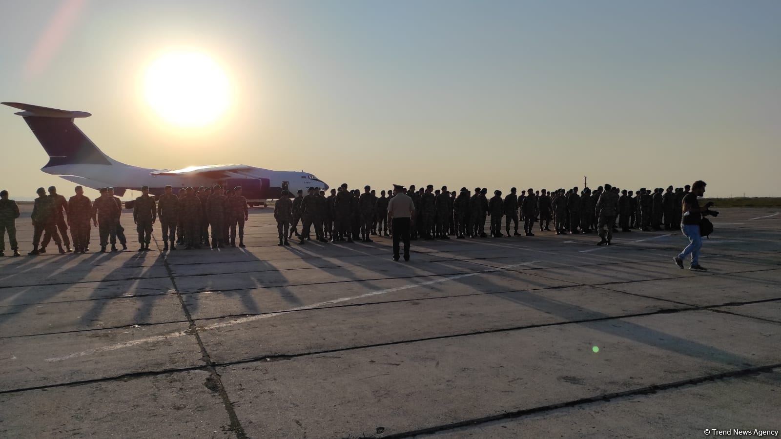 Azerbaijani peacekeepers return to Baku from Afghanistan (PHOTO)