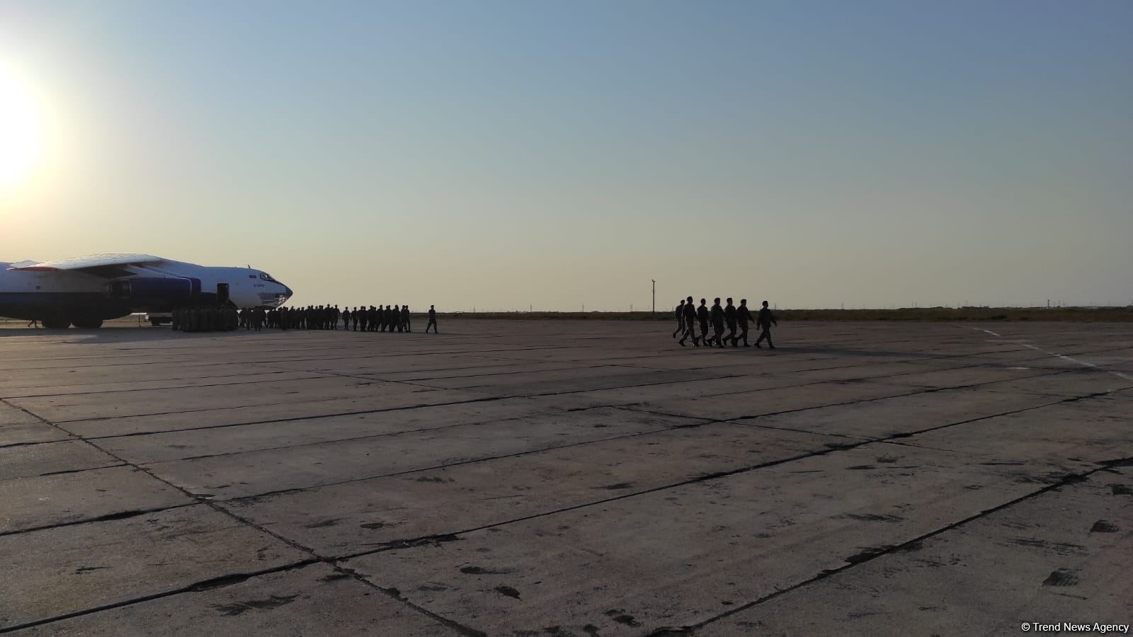 Azerbaijani peacekeepers return to Baku from Afghanistan (PHOTO)