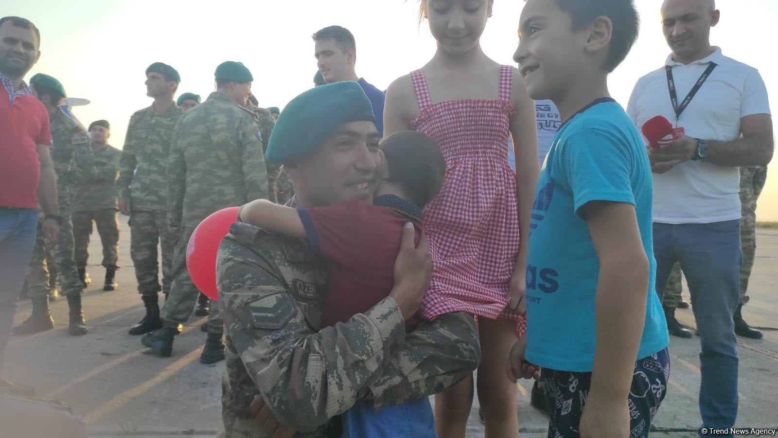 Azerbaijani peacekeepers return to Baku from Afghanistan (PHOTO)