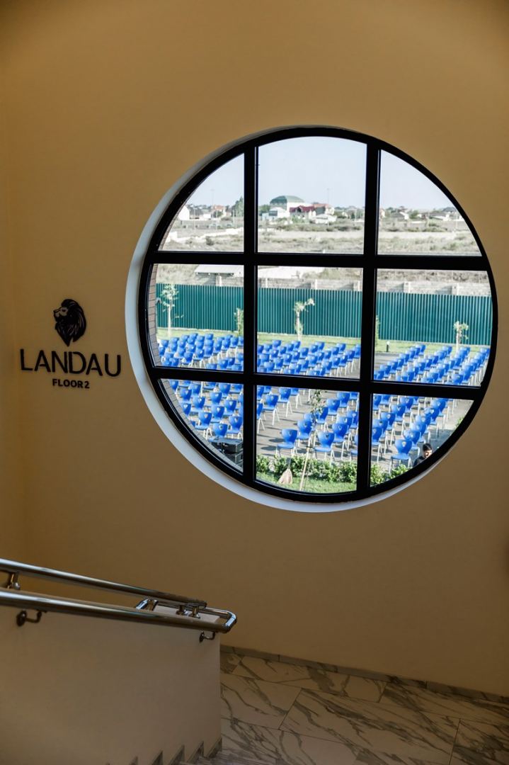 Эмин Агаларов открыл LANDAU School на территории Sea Breeze (ФОТО)