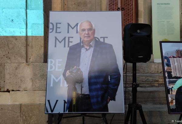 В каждой фотографии частица сердца... В Баку почтили память Фарида Хайрулина (ФОТО)