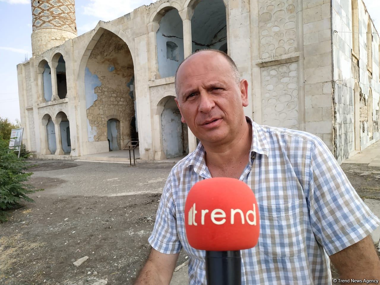Армяне, проявив вандализм, учинили большие разрушения – боснийский журналист