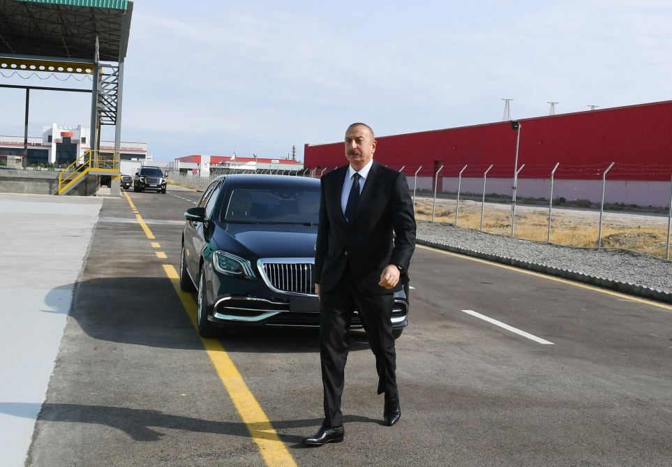 President Ilham Aliyev attends launches Azmonbat enterprise in Sumgayit Chemical Industrial Park (PHOTO)