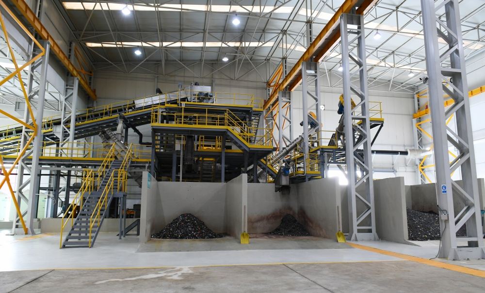 President Ilham Aliyev attends launches Azmonbat enterprise in Sumgayit Chemical Industrial Park (PHOTO)