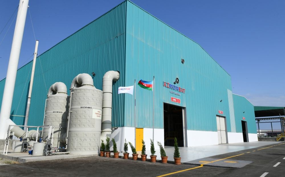 President Ilham Aliyev attends launches Azmonbat enterprise in Sumgayit Chemical Industrial Park (PHOTO)