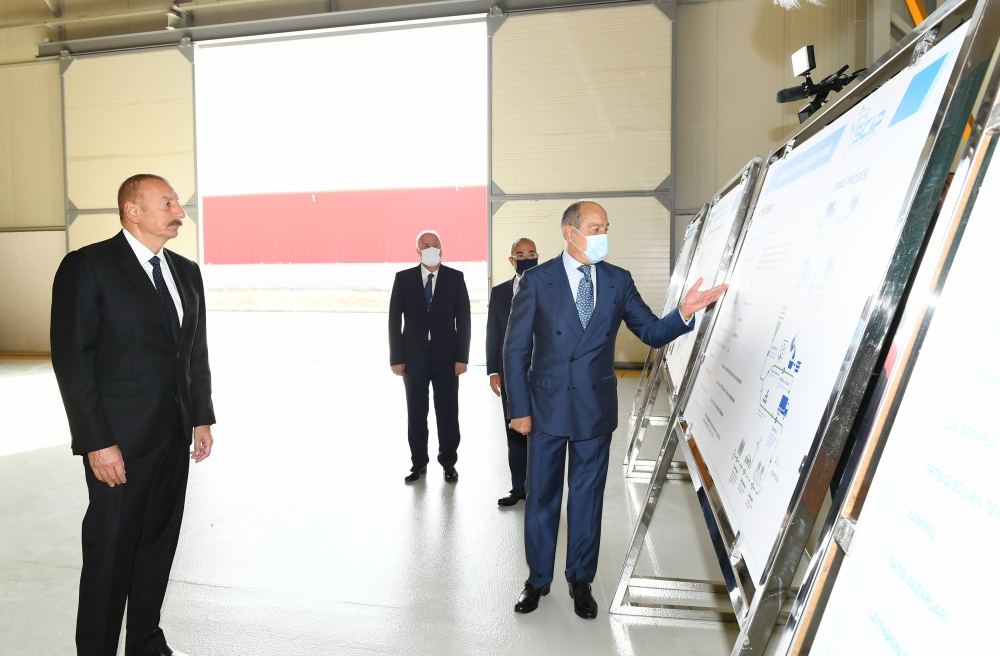 President Ilham Aliyev attends launches Azmonbat enterprise in Sumgayit Chemical Industrial Park (PHOTO)