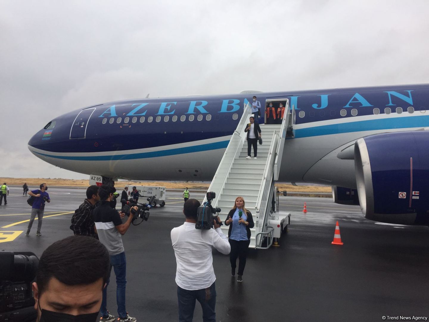 Landmark Event: AZAL’s “KARABAKH” aircraft lands in Fuzuli Airport (PHOTO/VIDEO)