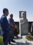 В Баку почтили память Яшара Нури (ФОТО)