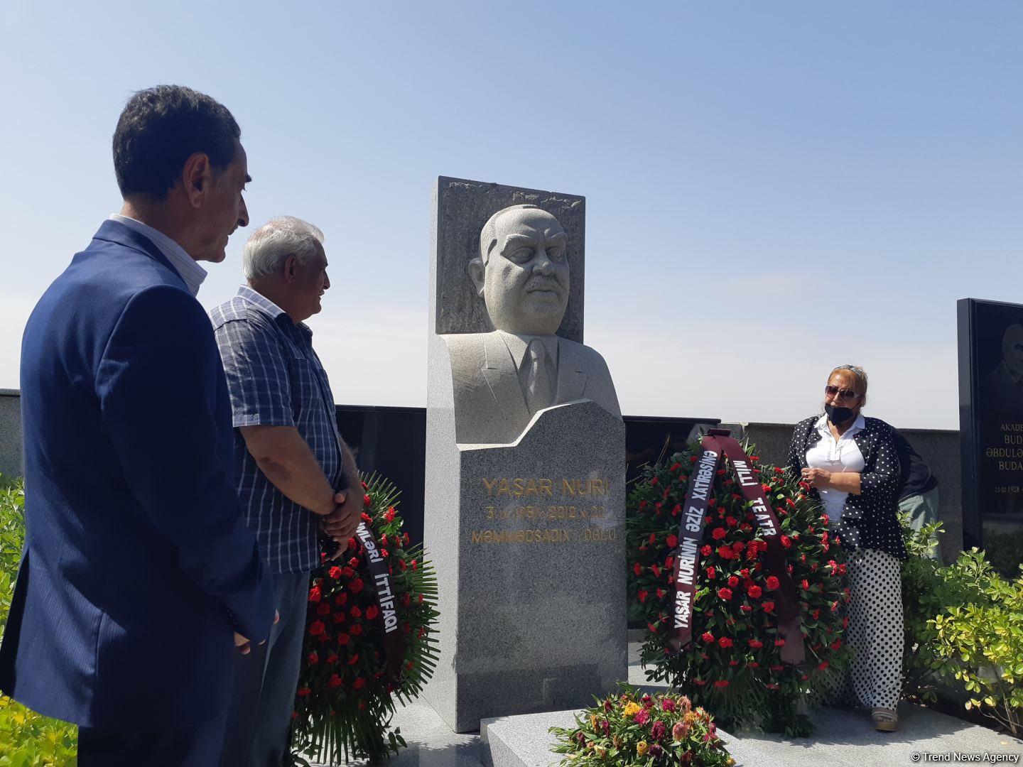 В Баку почтили память Яшара Нури (ФОТО)