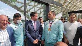 Еще одна группа паралимпийцев Азербайджана вернулась на родину (ФОТО/ВИДЕО)