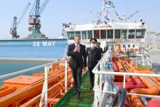 Президент Ильхам Алиев принял участие в церемонии сдачи в эксплуатацию нефтеналивного танкера «Кяльбаджар» (ФОТО/ВИДЕО)