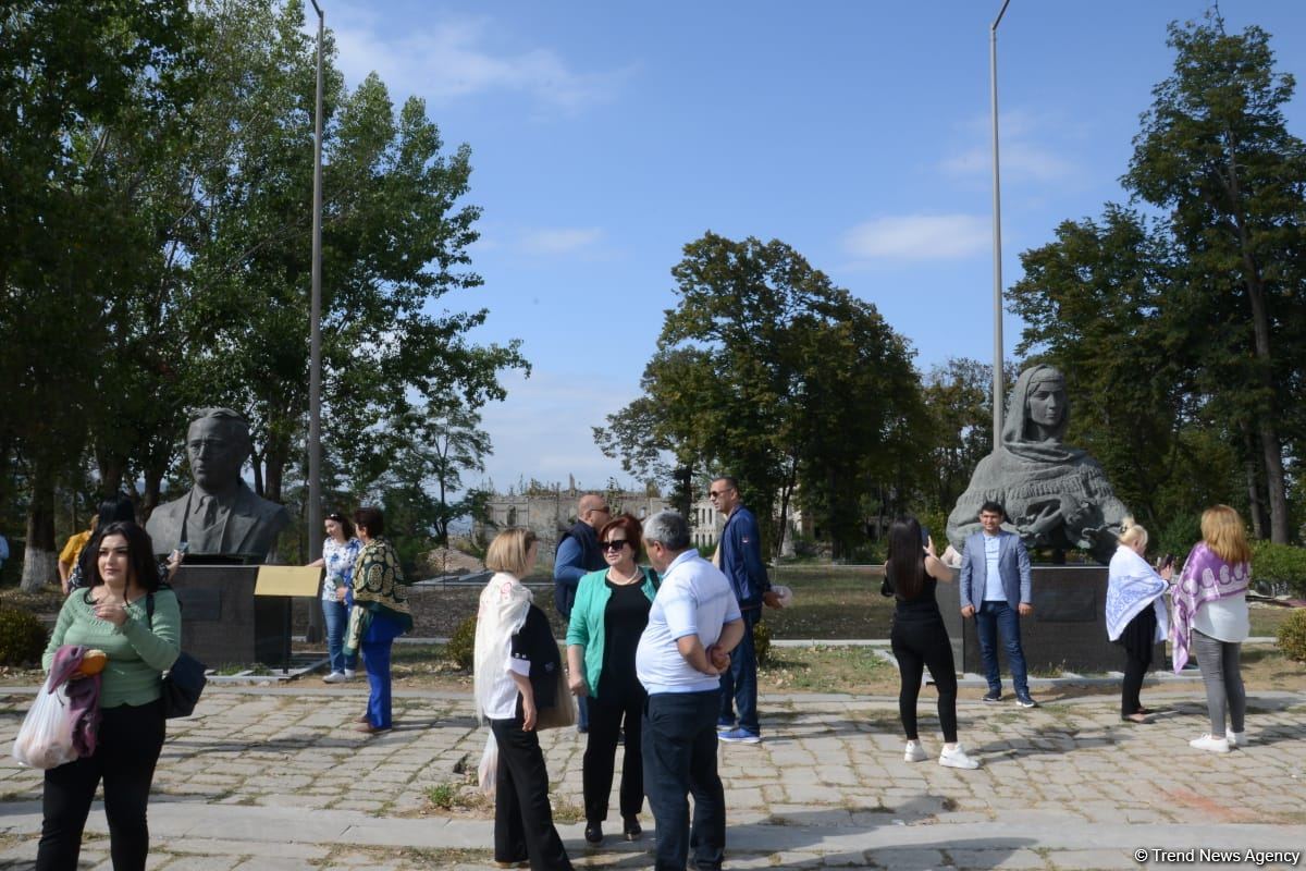 NGO representatives visit Azerbaijani Shusha (PHOTO)