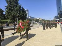 Проходят шествия в связи со 103-й годовщиной освобождения Баку от большевистско-дашнакской оккупации (ФОТО)