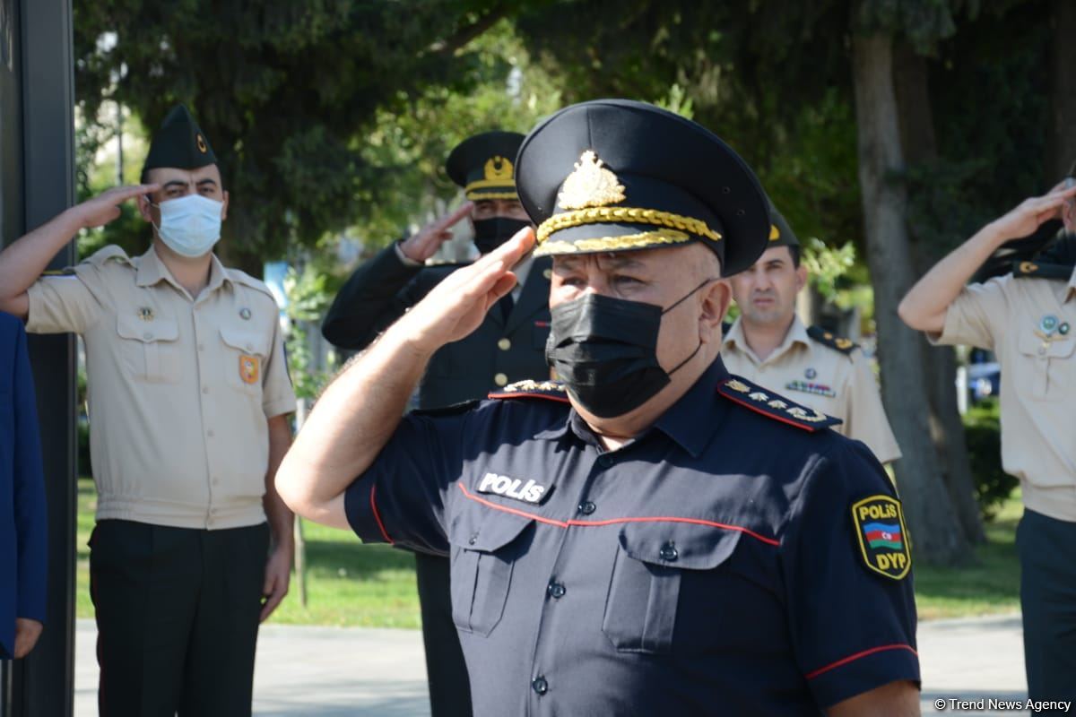 Проходят шествия в связи со 103-й годовщиной освобождения Баку от большевистско-дашнакской оккупации (ФОТО)