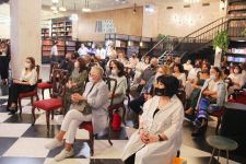 Почему двери убежали от людей? Фантастическая ситуация в Баку (ФОТО)