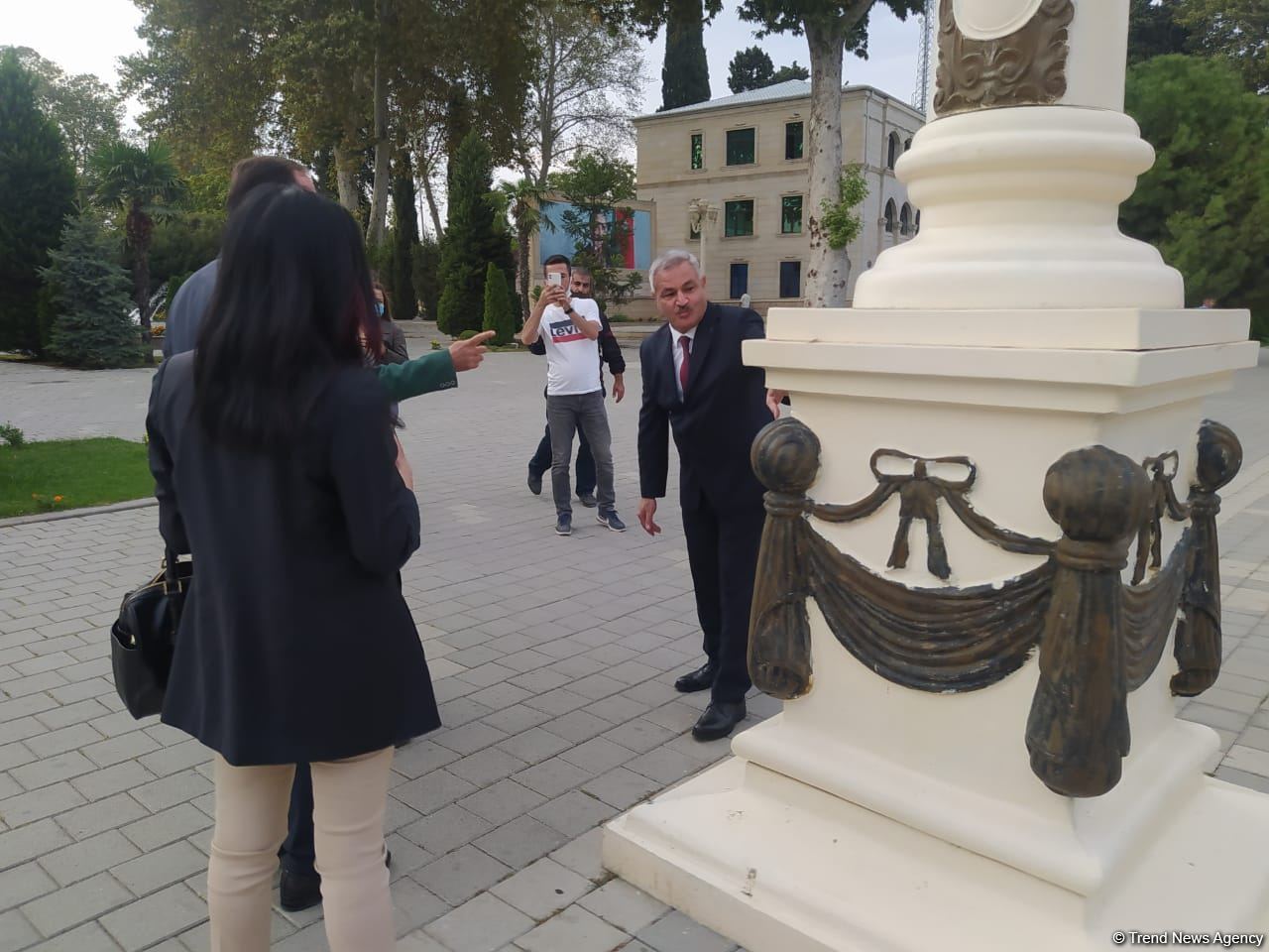 Делегация Ассоциации омбудсменов ОИС совершила поездку в Тертер (ФОТО)