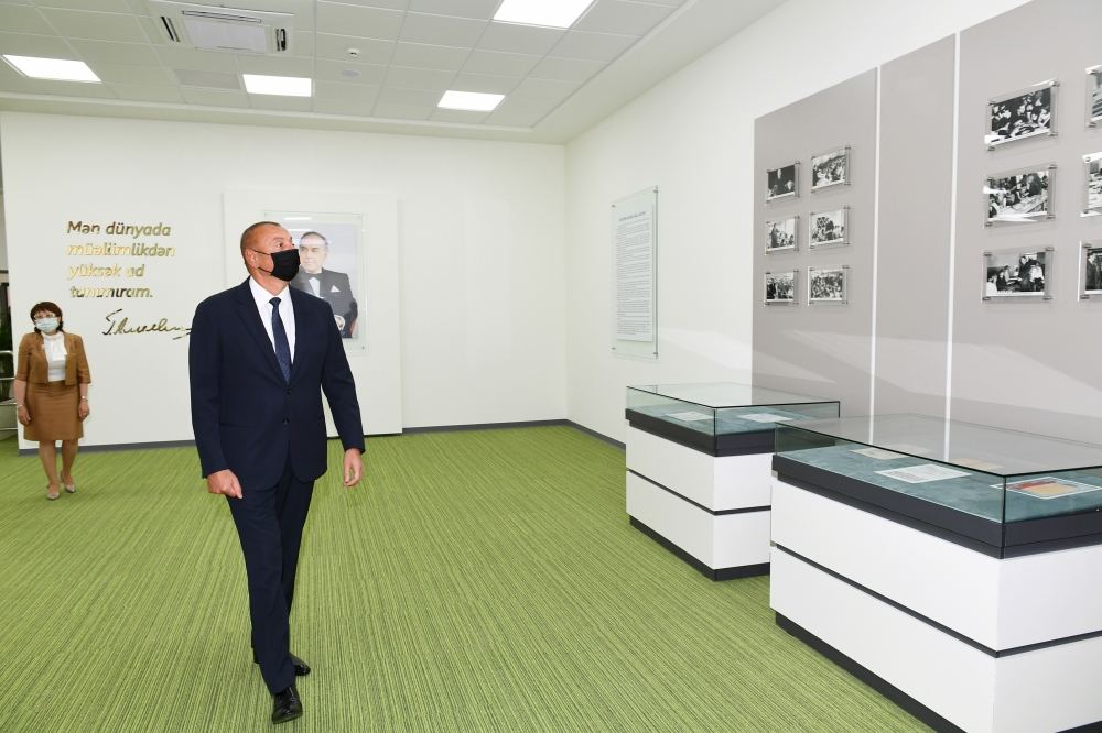 Azerbaijani president, first lady attend inauguration of new building of Baku European Lyceum (PHOTO)