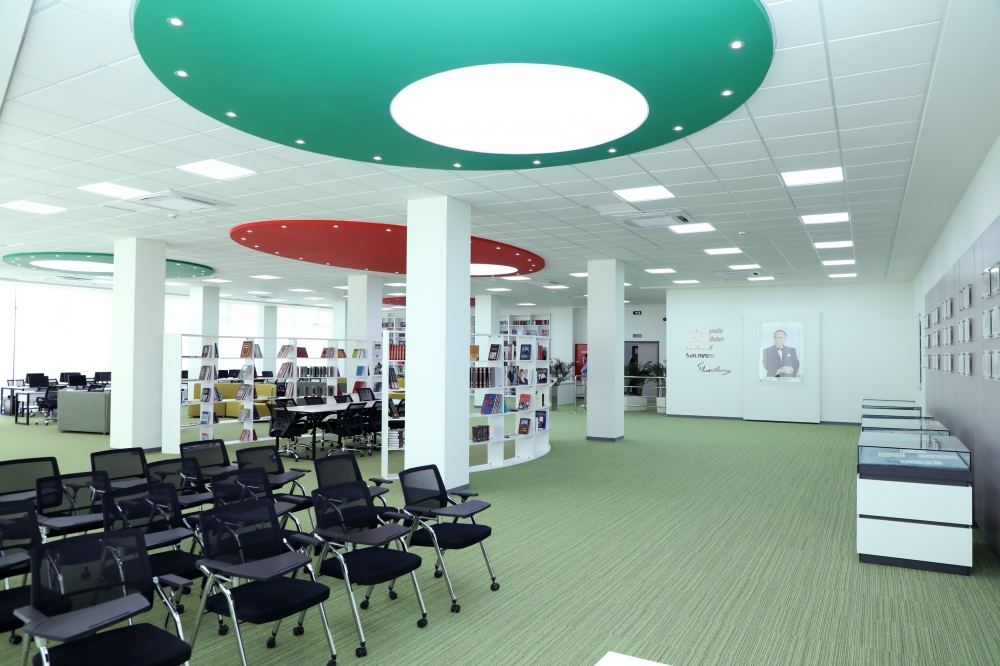 Azerbaijani president, first lady attend inauguration of new building of Baku European Lyceum (PHOTO)