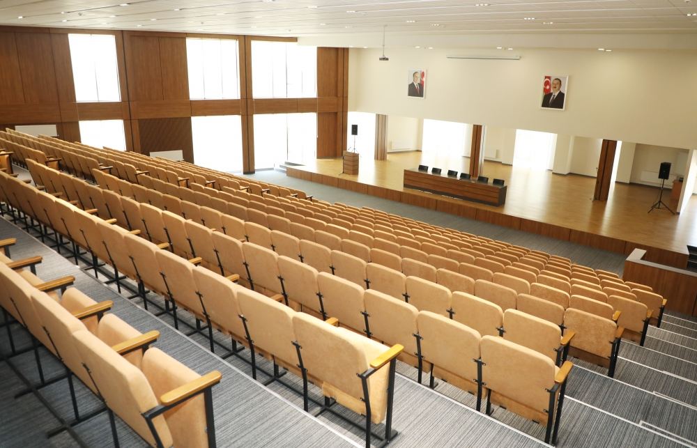 Azerbaijani president, first lady attend inauguration of new building of Baku European Lyceum (PHOTO)