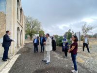 В Агдаме иранской делегации представлены фотофакты в связи с армянским вандализмом (ФОТО)