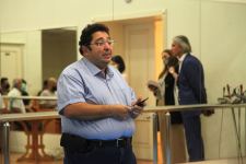 Фехтование, жонглирование и сценический бой - чему научил российский актер в Баку  (ФОТО)