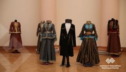 Представлены стандарты азербайджанской национальной одежды (ФОТО)