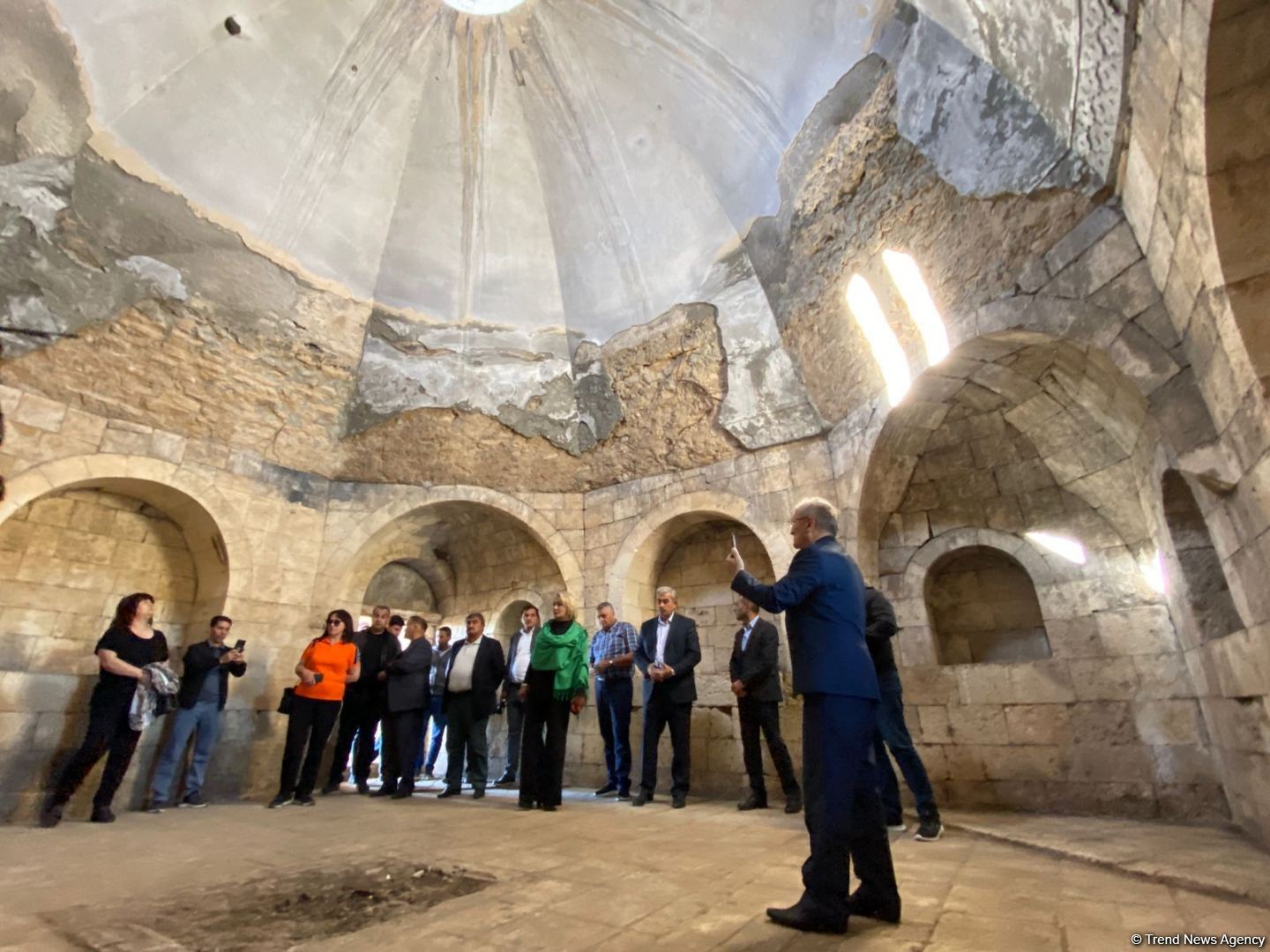 Residents of Aghdam make another trip to their native lands (PHOTO)