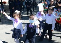 Azerbaijani people paying tribute to memory of martyrs  (PHOTO)